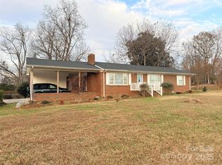 3079 Flat Creek Rd, Lancaster, SC 29720