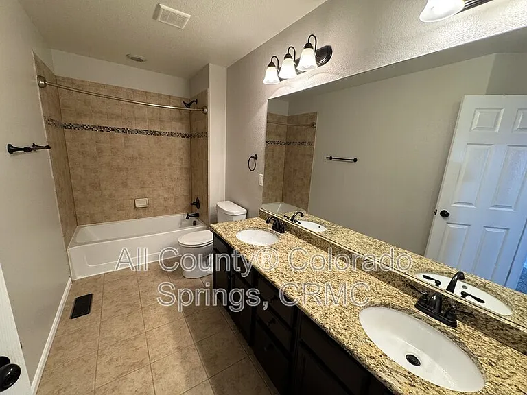 10394 Abrams Dr — Photo 24