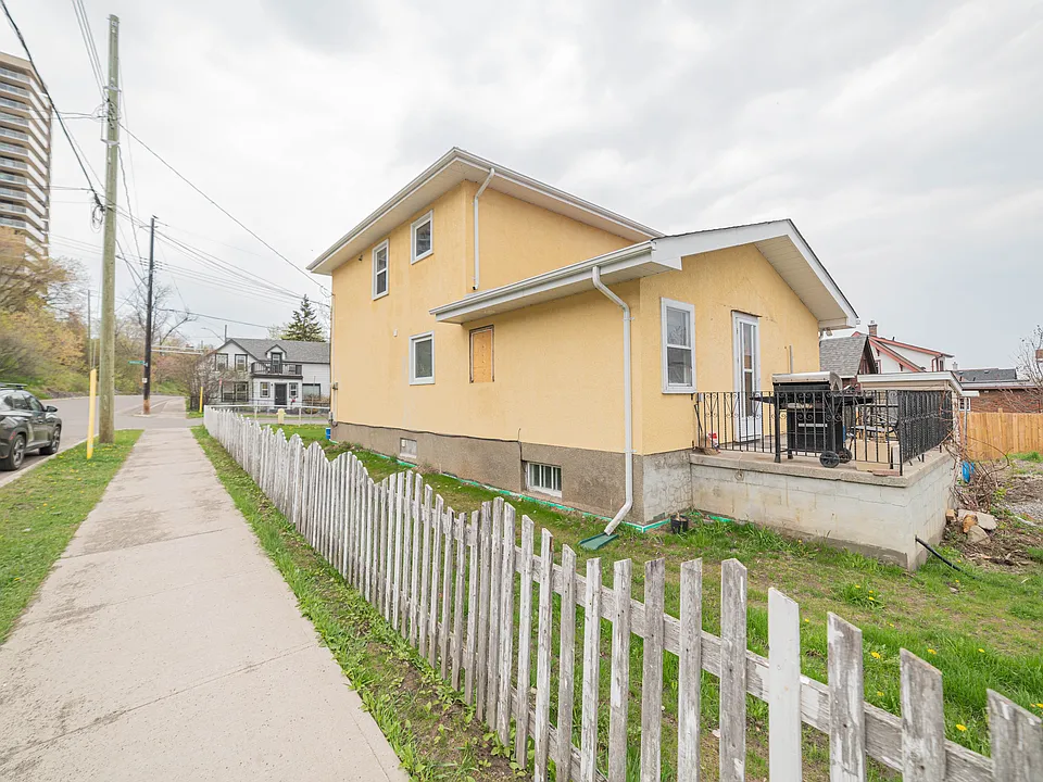 371 Ambrose St #1