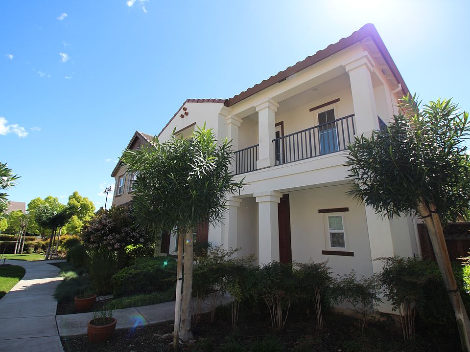 1st image of 63 W Posada Ln
