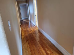 373 High St FLOOR 3, Cumberland, RI 02864