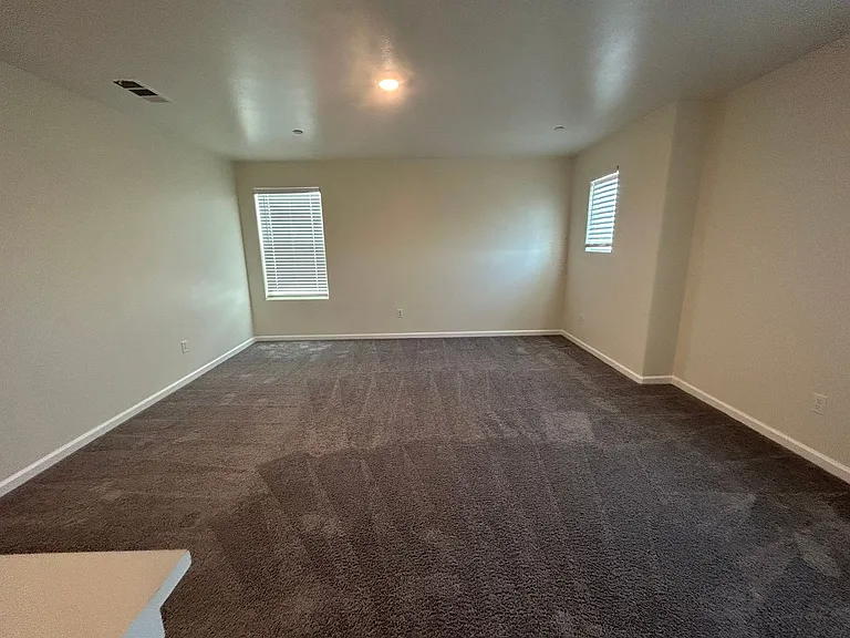 2249 Hough Ave — Photo 16