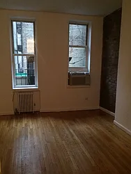 Rented by Acacia Realty