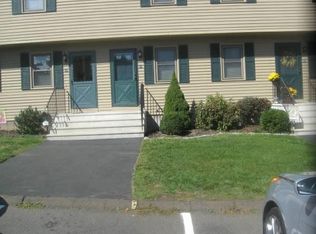 48 Bay Path Way, Branford, CT 06405