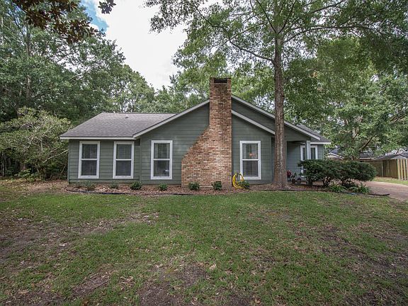 2nd image of 25 Oaklawn Dr