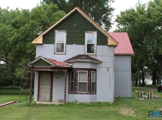 106 W 1st St, Hardwick, MN 56134