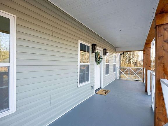 5th image of 42 Bryan Miller Rd