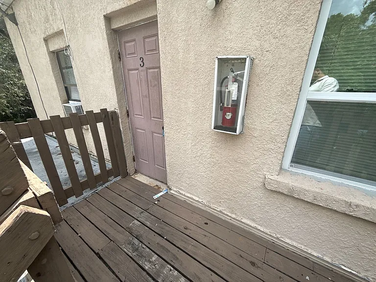 3619 Seminole Ave — Photo 12