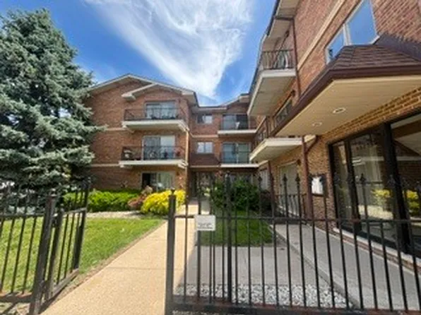 6307 S Nashville Ave Unit 2N, Chicago, IL 60638