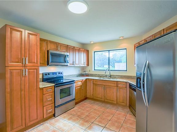 5th image of 2399 N Stewart St