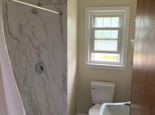 1437 Kingston Ave, Racine, WI 53402