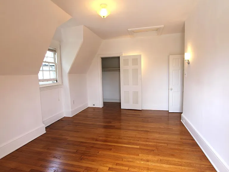 6333 Greene St — Photo 36