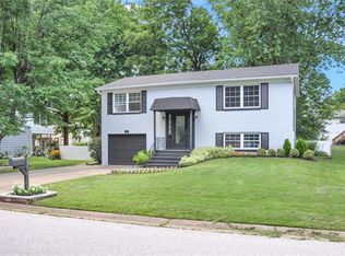 137 San Mateo Dr, Belleville, IL 62221