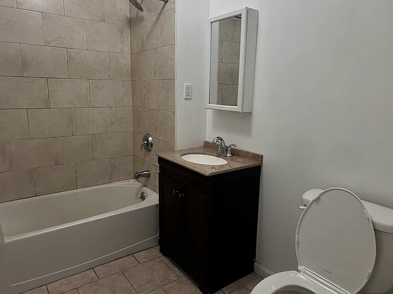 72 Byrne Ave #1 — Photo 5