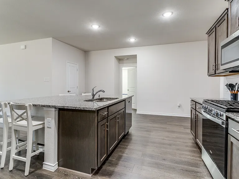603 Calm Springs Dr — Photo 6