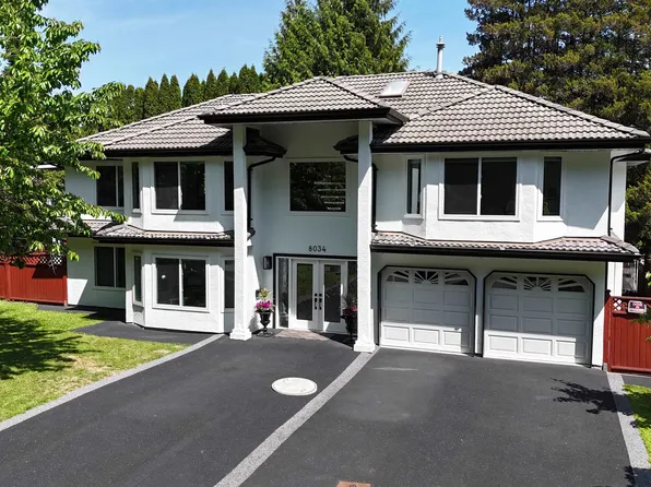 8034 166th St, Surrey, BC V4N 0H1