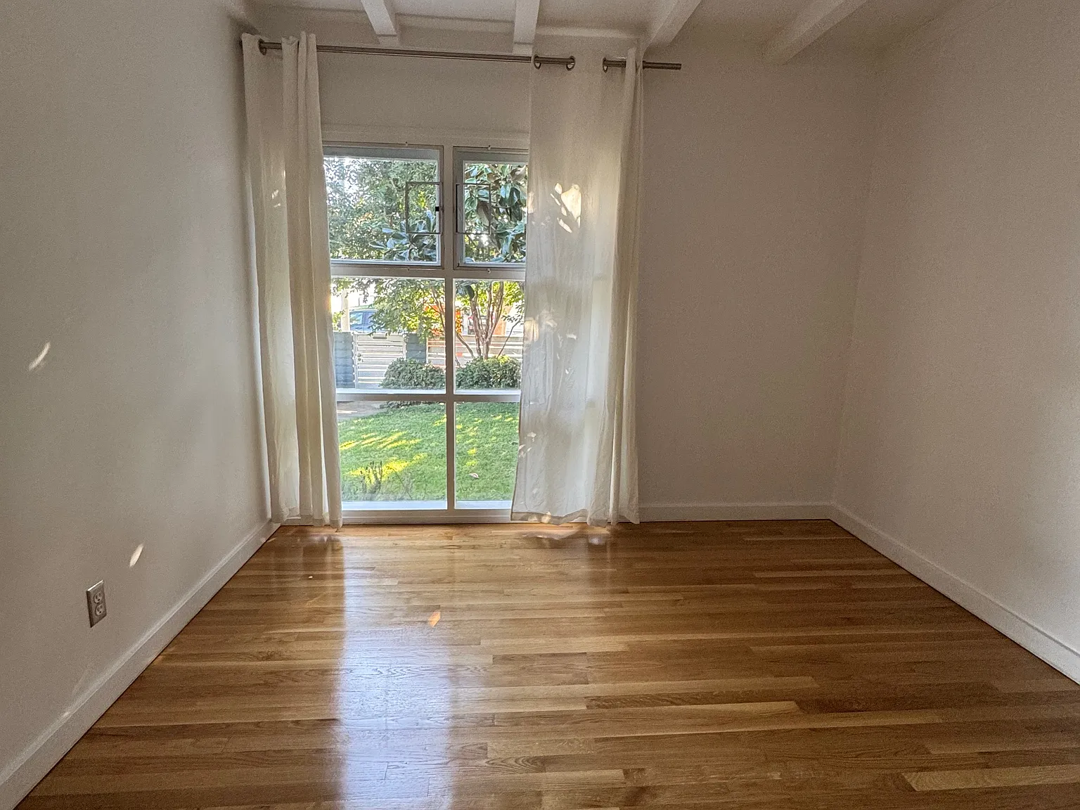 1 bed, 600 sqft, $3,600 — Photo 3