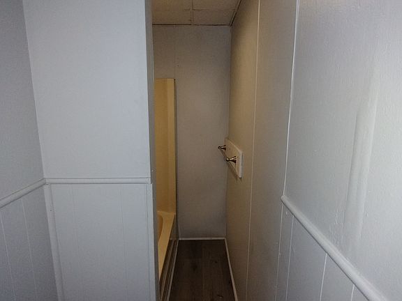 5th image of 17 Western Ave #1