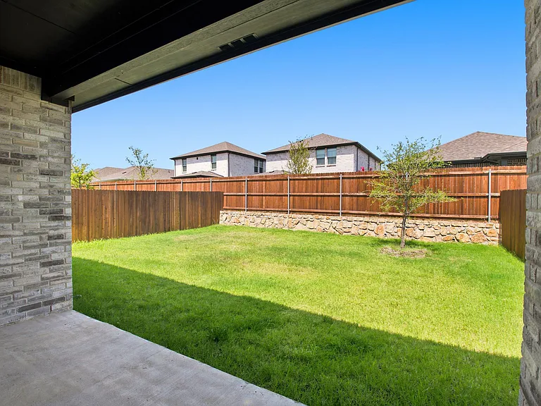810 Honeydew Ln — Photo 21