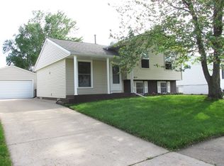 1803 W 54th St, Davenport, IA 52806
