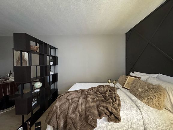 3rd image of 6175 W Grand Ave #1000