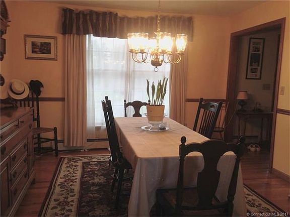 The view of the dining room...