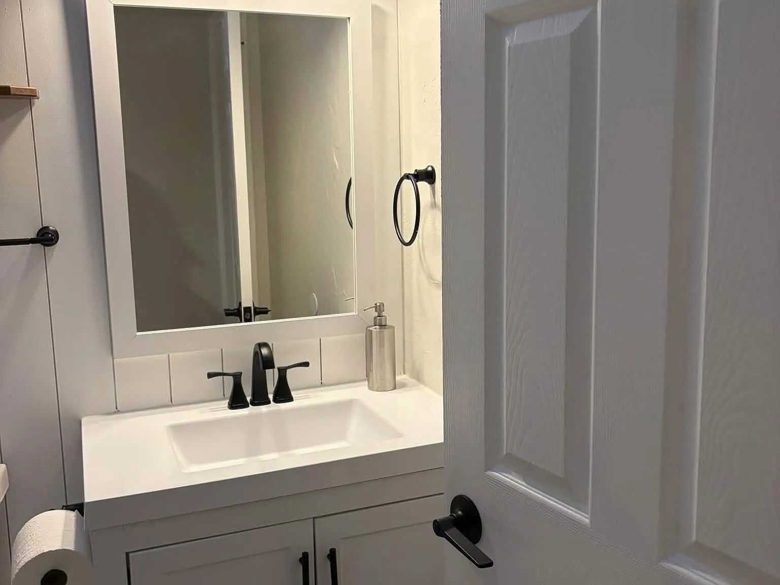 4 bed, 1700 sqft, $1,950 — Photo 2