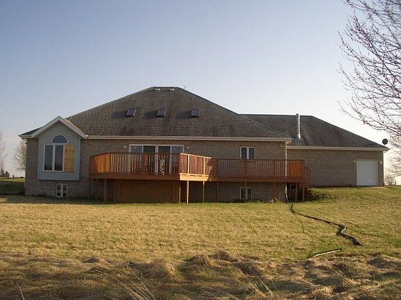 3rd image of 8263 Clearview Dr