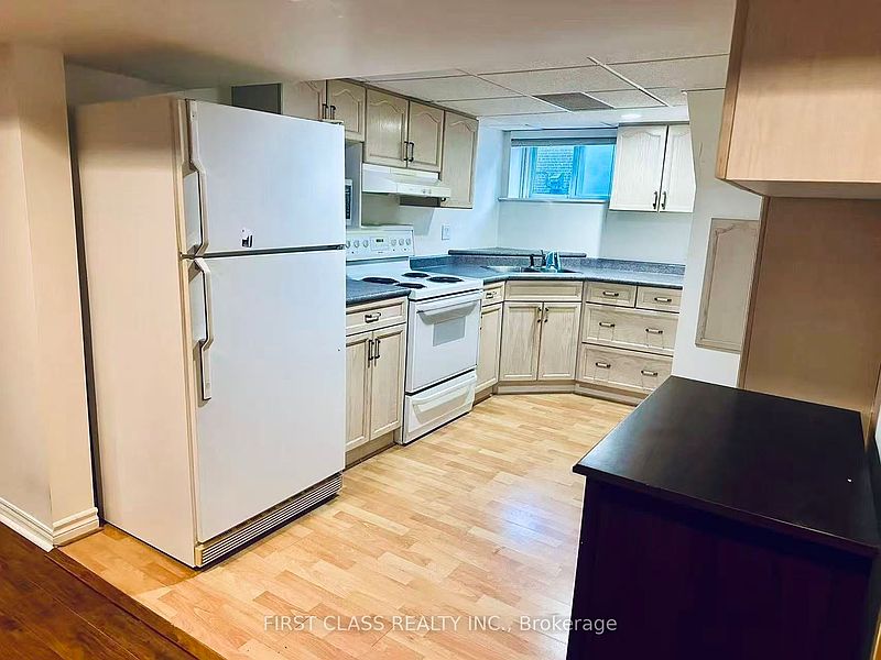 Aurora House for rent - 2 Bedrooms — photo 3