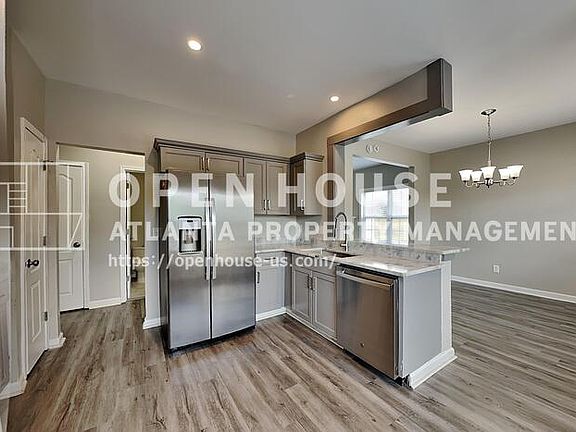 5th image of 45 Moreland Cir