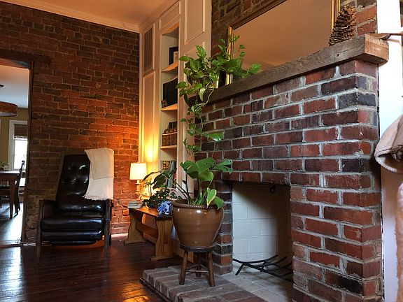 4th image of 2607 E Leigh St