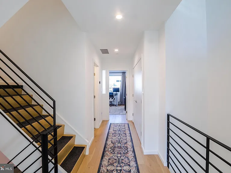 1705 Annin St — Photo 17