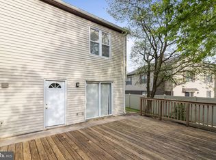 5068 S Hunters Ct, Bensalem, PA 19020