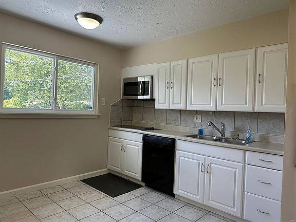 4th image of 7113 Brackleigh Dr