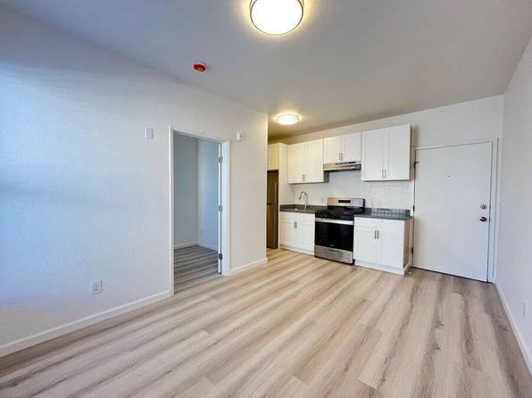 646 Foothill Blvd APT 103