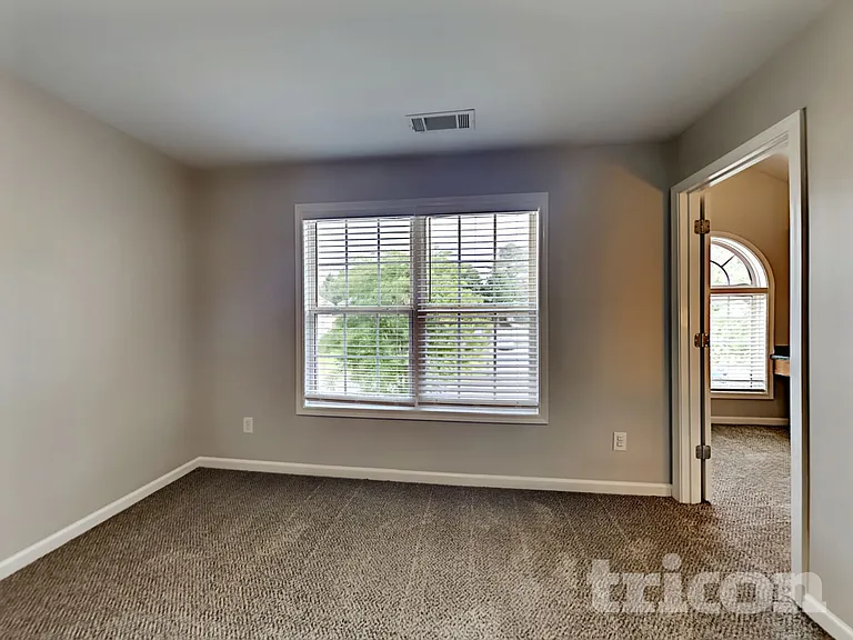 4311 Glen Heights Way — Photo 16