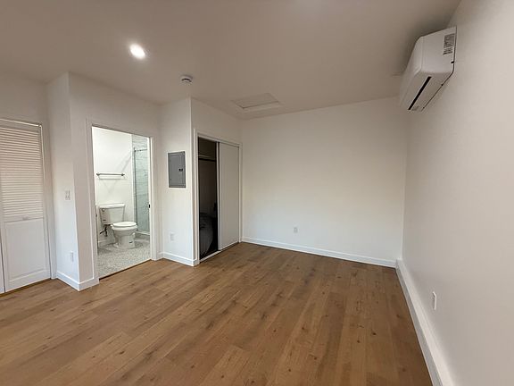 2nd image of 9037 Telfair Ave