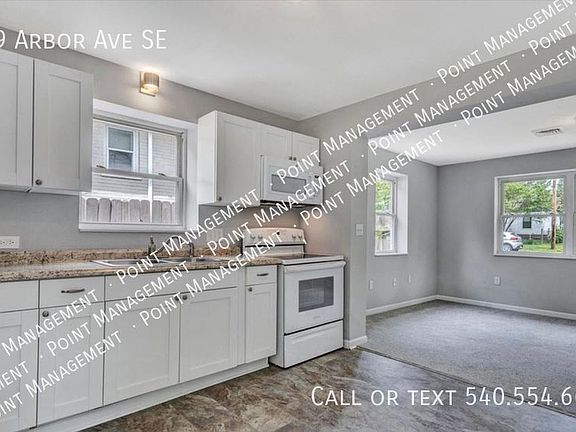 4th image of 429 Arbor Ave SE