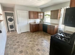 61 West St #3, Attleboro, MA 02703