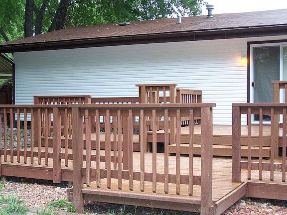 5th image of 928 Dawnview Dr
