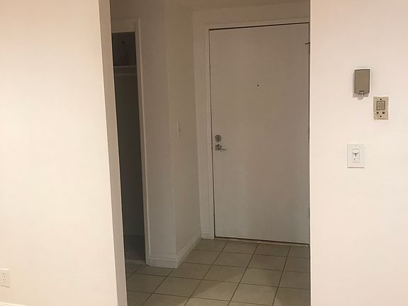 4th image of 5650 Sumner Way Unit 101