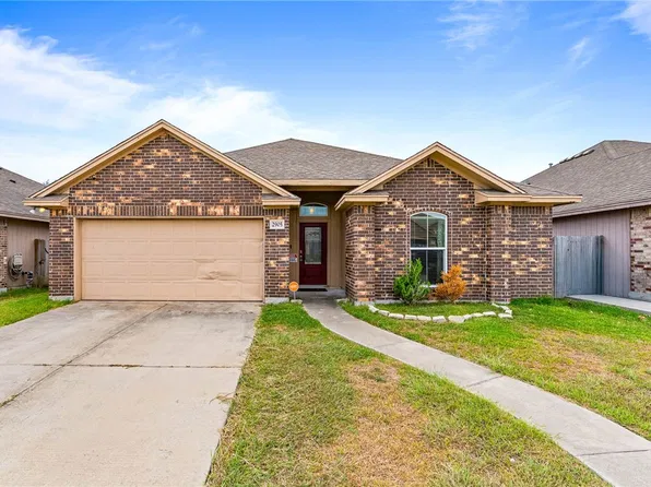 2905 Cantabria St, Corpus Christi, TX 78415