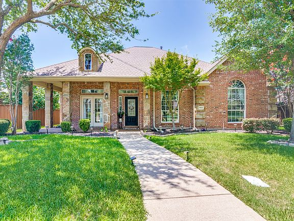 2nd image of 1453 Brittany Way