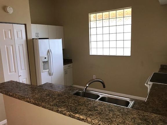 4th image of 6976 SW 39th St APT G203