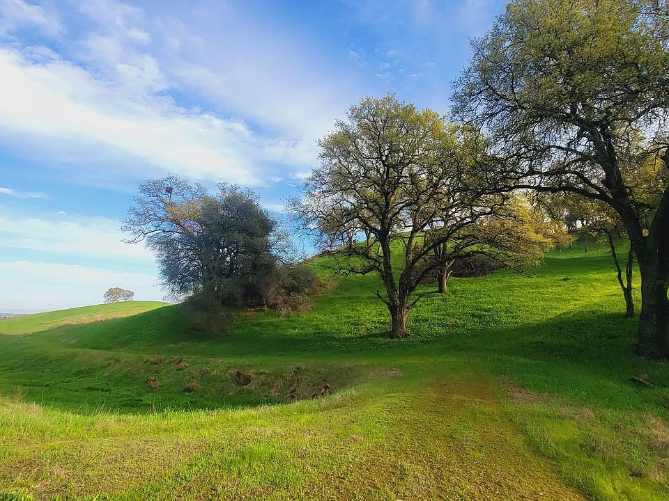 2nd image of 0 Liberty Lane