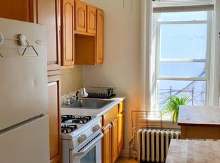 471 50th St #2, Brooklyn, NY 11220
