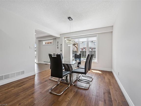 5th image of 114 Isaac Shantz Dr