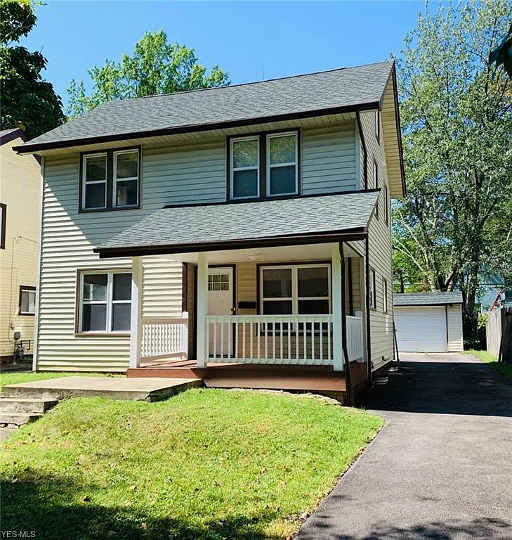 1610 Wood Rd photo 1