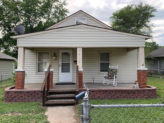 1st image of 2822 S 23rd St