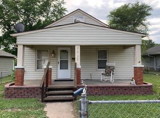 2822 S 23rd St, Saint Joseph, MO 64503